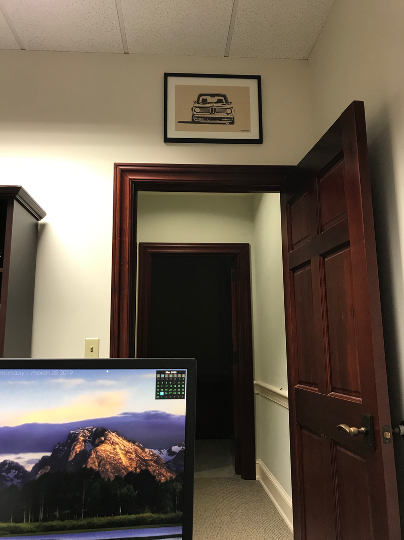 Illustration for article titled Oppoffice Decor